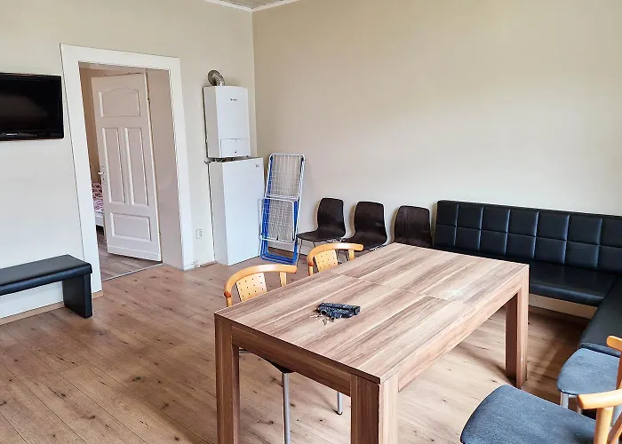 勒沃库森公寓 公寓 *